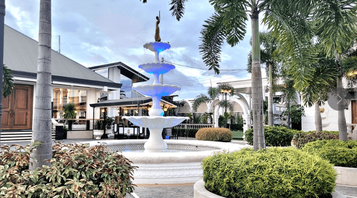 Delle Sorelle Taytay Rizal (Fountain Area)